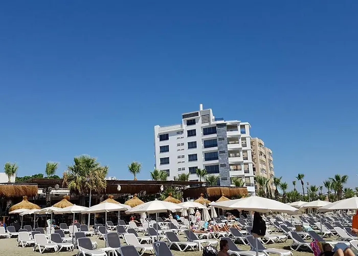 Zorbas Sea View No 4 ラルナカ